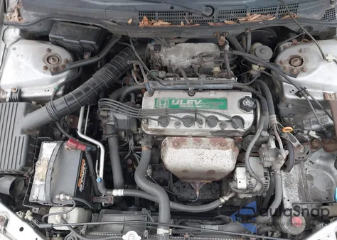 2000 Honda Accord Lx из США, поврежденный, VIN 1HGCG6653YA154885